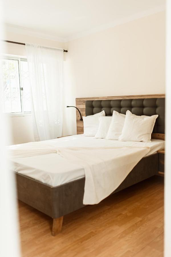 Apartment In Lisbon With 3 Bedroom Cozy Experience Loures Esterno foto